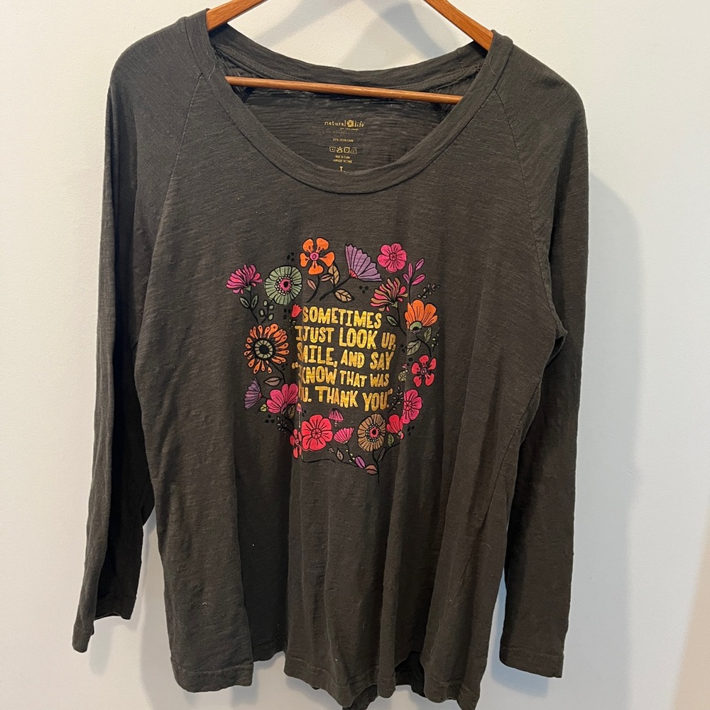 NATURAL LIFE Gray Pink Graphic Long Sleeve Tee